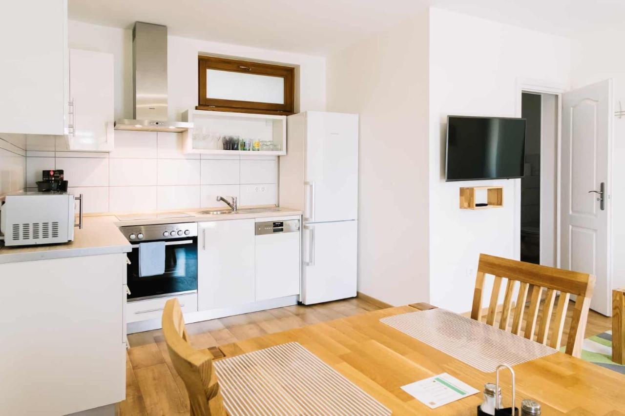 Diofa Apartman Keszthely Ngoại thất bức ảnh